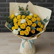 Букет цветов из:  Розы в Белоомуте
