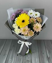Букет цветов из:  Розы, Герберы и Хризантемы в Белоомуте