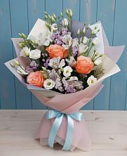 Букет Утренняя свежесть в Белоомуте Букет цветов из: Лизиантусы, Розы, Альстромерии и Гипсофила в Белоомуте