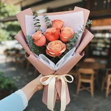 Букет персиковый аромат в Белоомуте Букет цветов из: Розы в Белоомуте