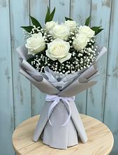 Букет цветов из:  Розы в Белоомуте